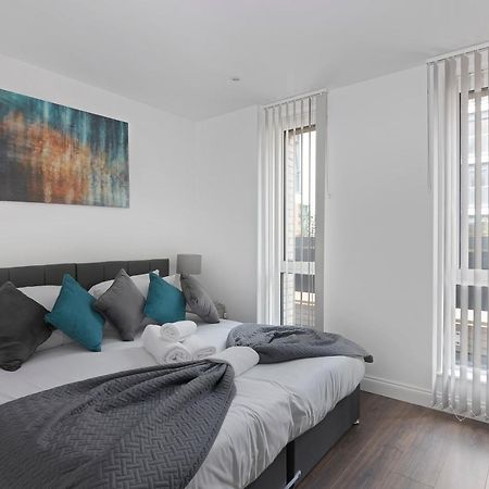 Spacious, Bright & Modern 1 & 2 Bed Apartments At Sligo House - Central Watford Watford  Exteriör bild