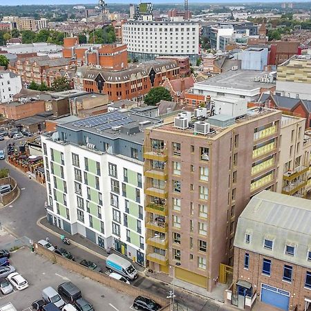 Spacious, Bright & Modern 1 & 2 Bed Apartments At Sligo House - Central Watford Watford  Exteriör bild