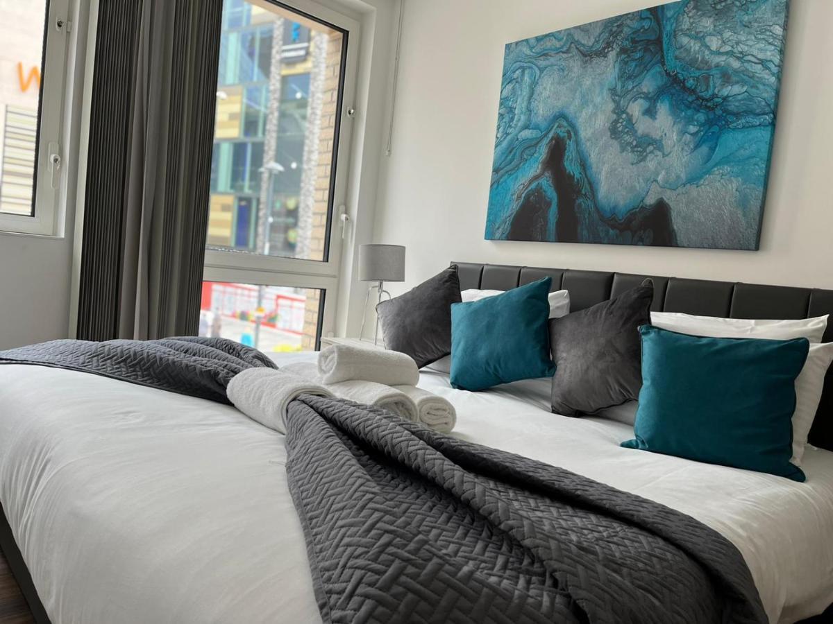 Spacious, Bright & Modern 1 & 2 Bed Apartments At Sligo House - Central Watford Watford  Exteriör bild