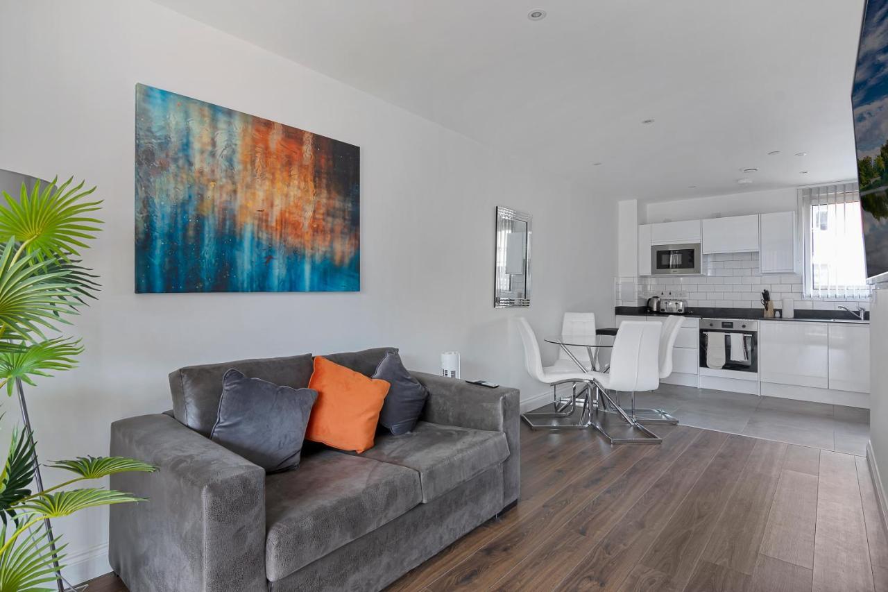 Spacious, Bright & Modern 1 & 2 Bed Apartments At Sligo House - Central Watford Watford  Exteriör bild