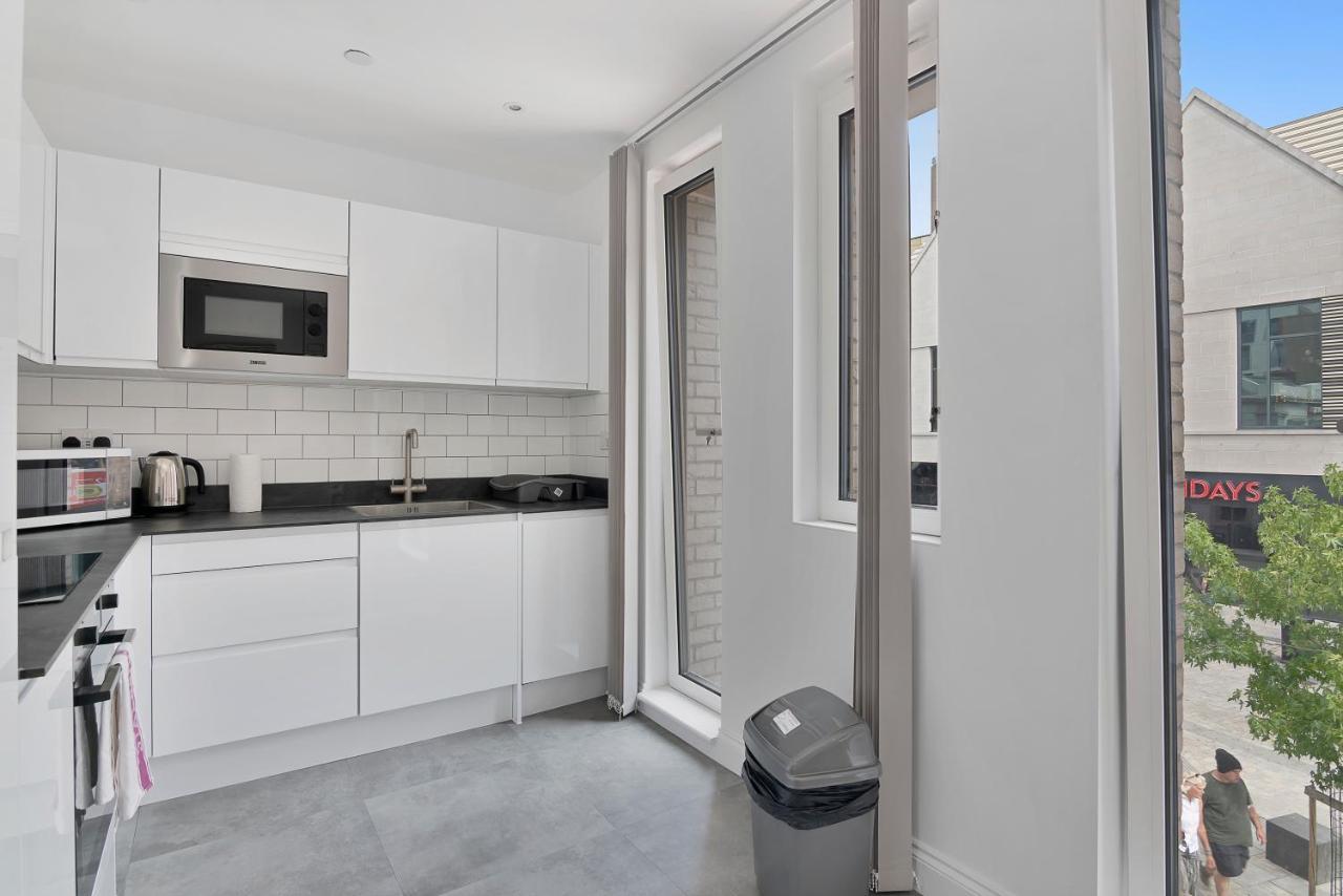 Spacious, Bright & Modern 1 & 2 Bed Apartments At Sligo House - Central Watford Watford  Exteriör bild