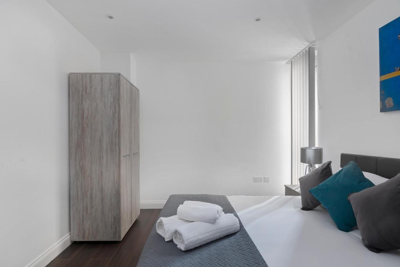 Spacious, Bright & Modern 1 & 2 Bed Apartments At Sligo House - Central Watford Watford  Exteriör bild