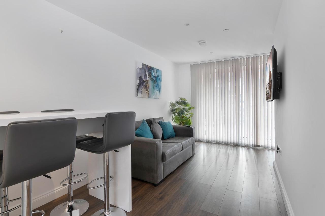 Spacious, Bright & Modern 1 & 2 Bed Apartments At Sligo House - Central Watford Watford  Exteriör bild